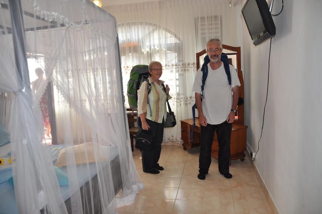 גאלה Thenu Rest Guest House מראה חיצוני תמונה