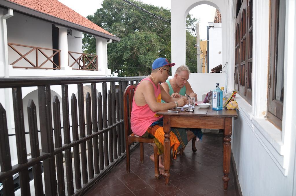 גאלה Thenu Rest Guest House מראה חיצוני תמונה